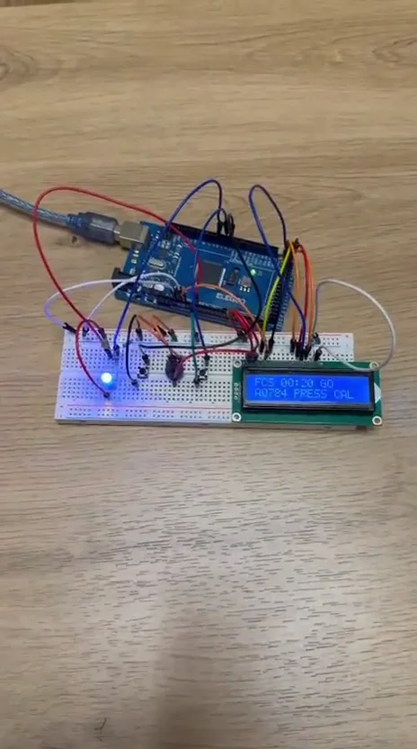 LumaDesk breadboard build with Mega 2560, illuminated LCD and indicator LED
